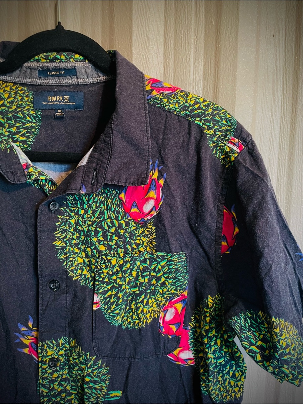 Roark Shirt Men Black Exotic Tropical Fruit Hawaiian Short Slv Camp Button L XL